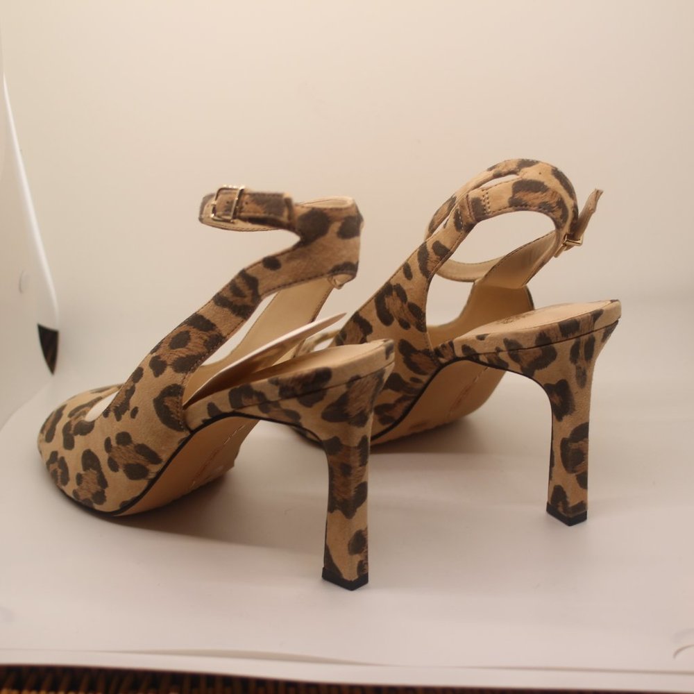 Vince Camuto VC-RETEEMA.  NWOT - In original box.  9 1/2 M - Picture 4 of 5